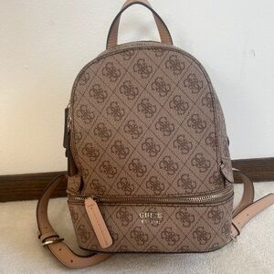 GUESS Women’s backpack